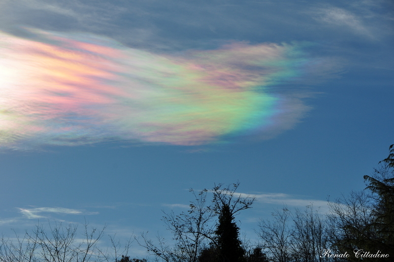 Nuvole iridescenti