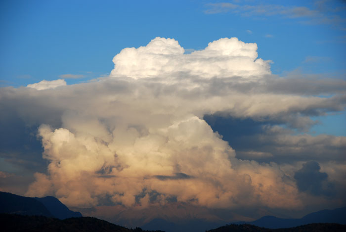 Cumulus congestus (Cu)