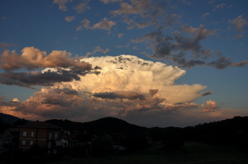 Cumulonimbus congestus